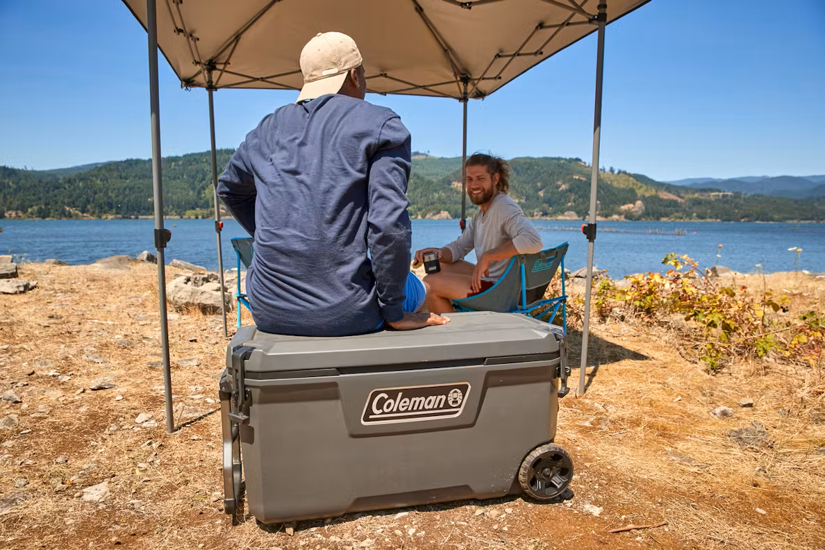 100QT Convoy Kühlbox mit Rollen