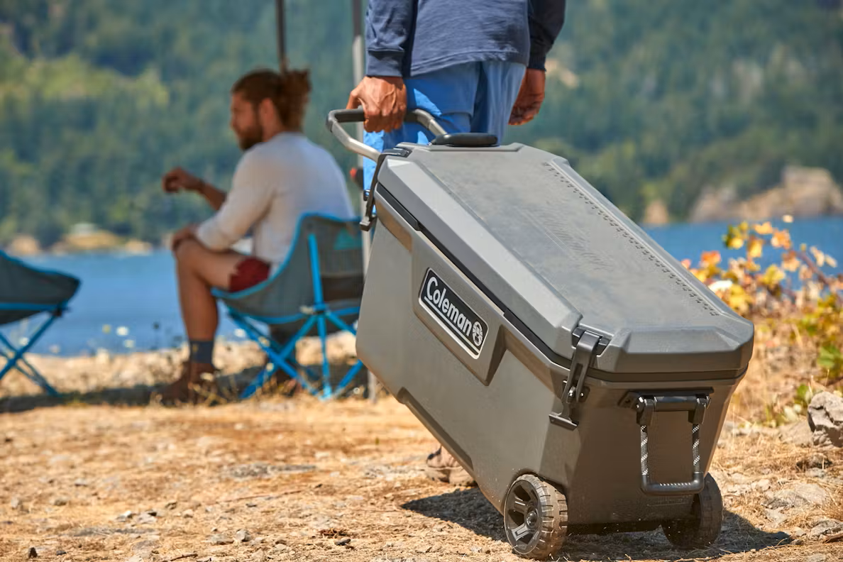 100QT Convoy Kühlbox mit Rollen