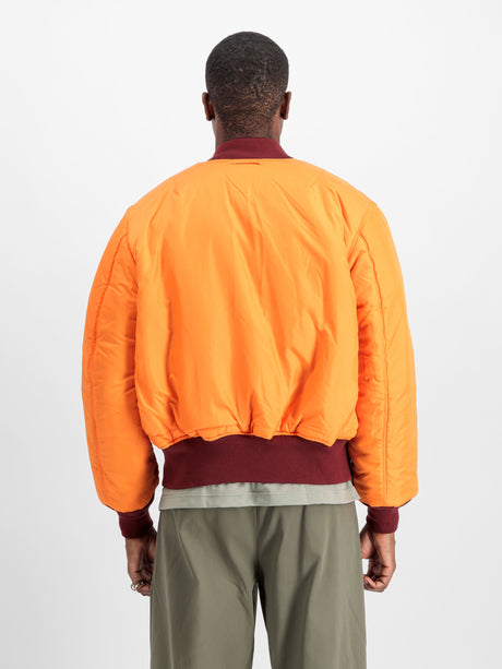 orange bomber jacket, gepolstertes jacke, gestrickter saum, Rimmbolero-Kragen, Rückansicht