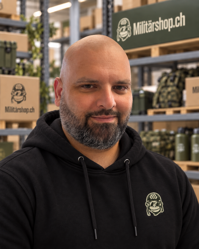 Michael – Militärshop-Team