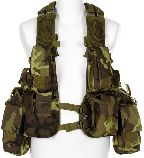 Tactical Weste, div. Taschen, M 95 CZ tarn